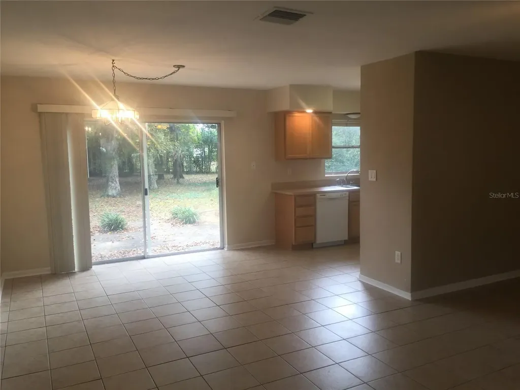 3423 NW 1st Court Gainesville FL 32607