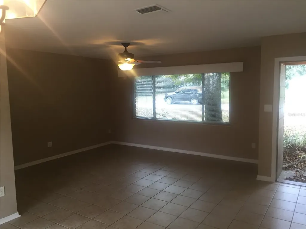 3423 NW 1st Court Gainesville FL 32607