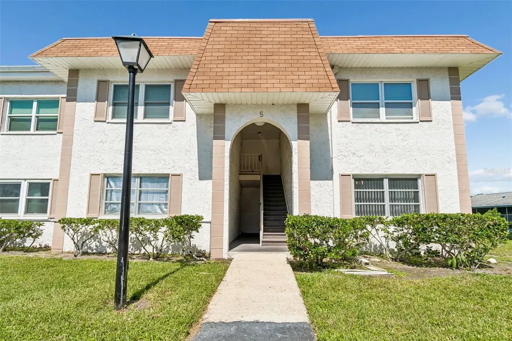 237 S Mcmullen Booth Road Clearwater FL 33759