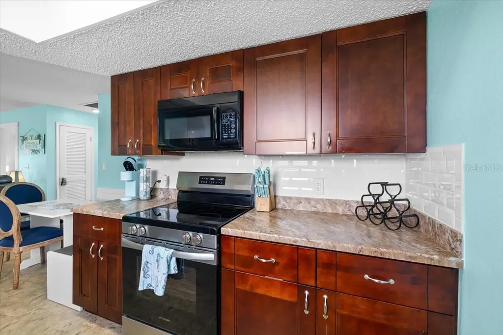 3478 Companero Entra Hernando Beach FL 34607