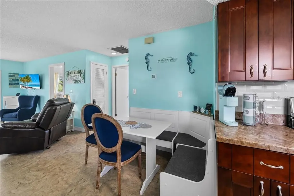 3478 Companero Entra Hernando Beach FL 34607