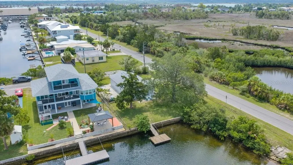 3478 Companero Entra Hernando Beach FL 34607