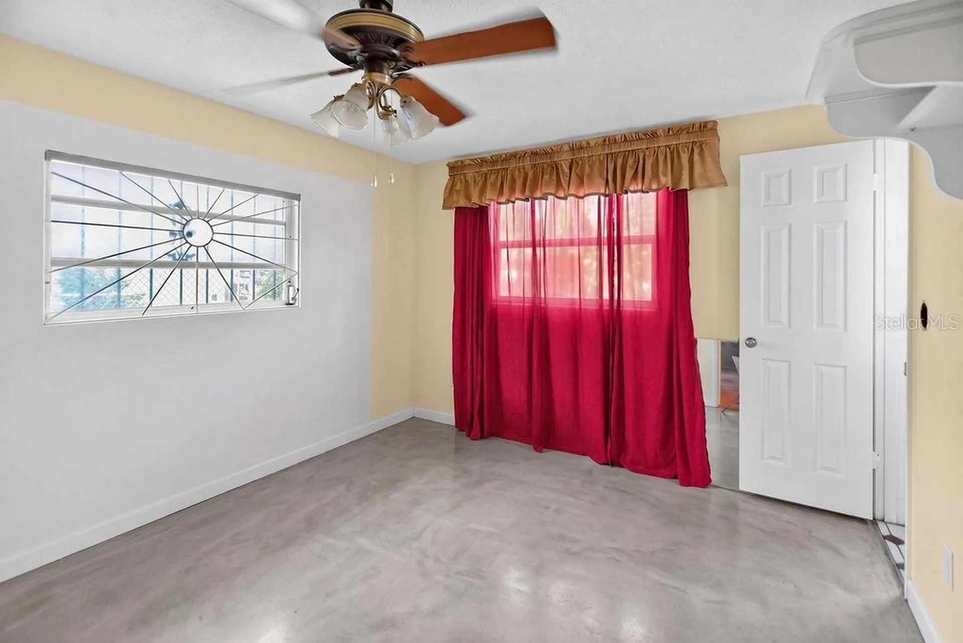 421 N Frederick Avenue Daytona Beach FL 32114
