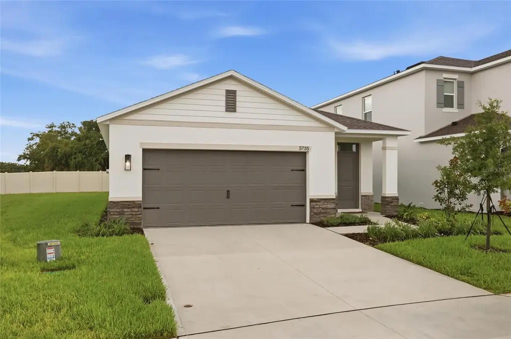 5735 Mountain Road Davenport FL 33837