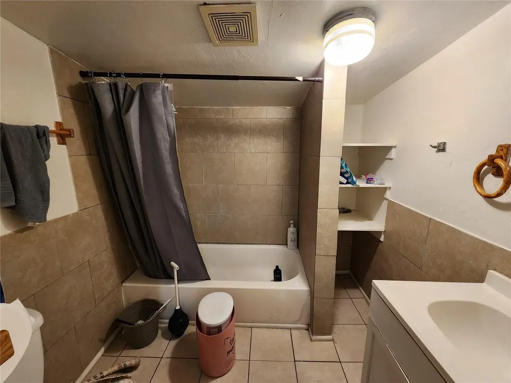 1623 SE 3 Avenue Gainesville FL 32641