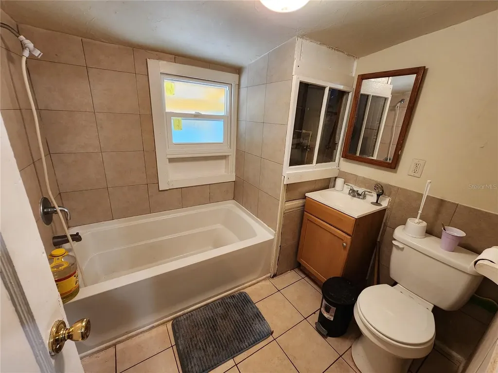1623 SE 3 Avenue Gainesville FL 32641