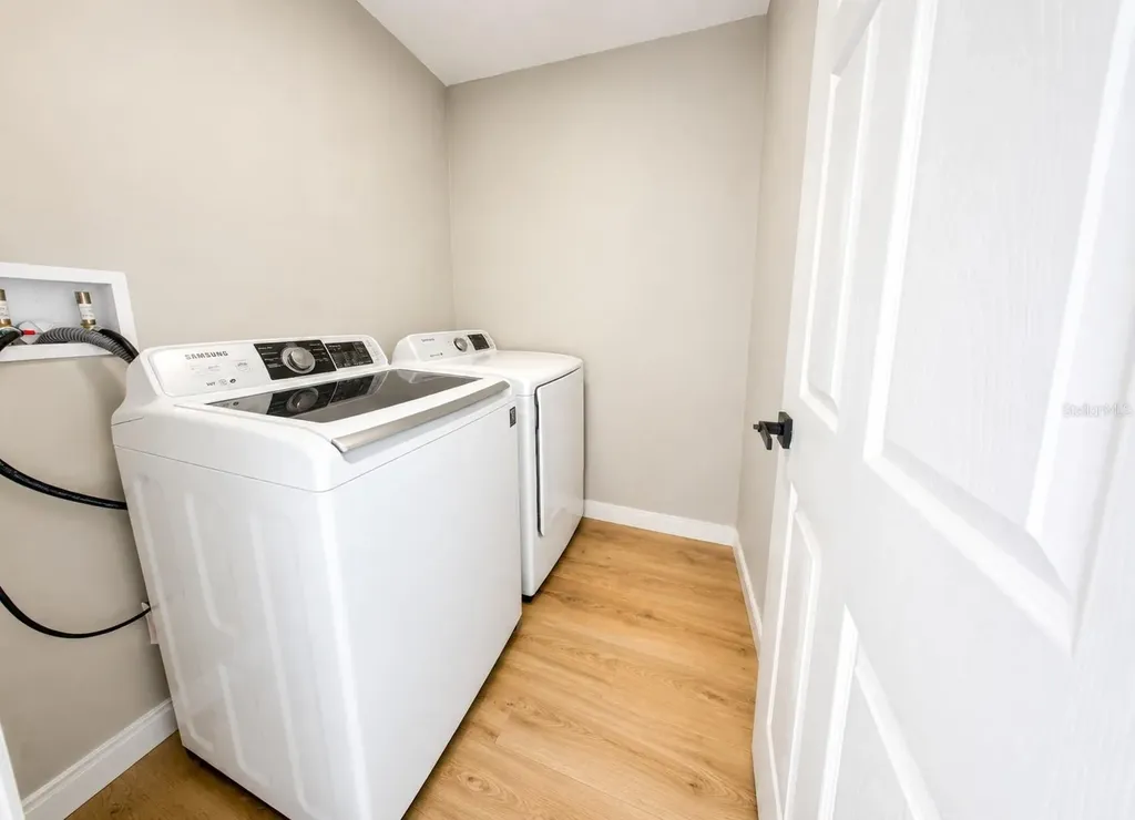 1141 Woodman Way Orlando FL 32818