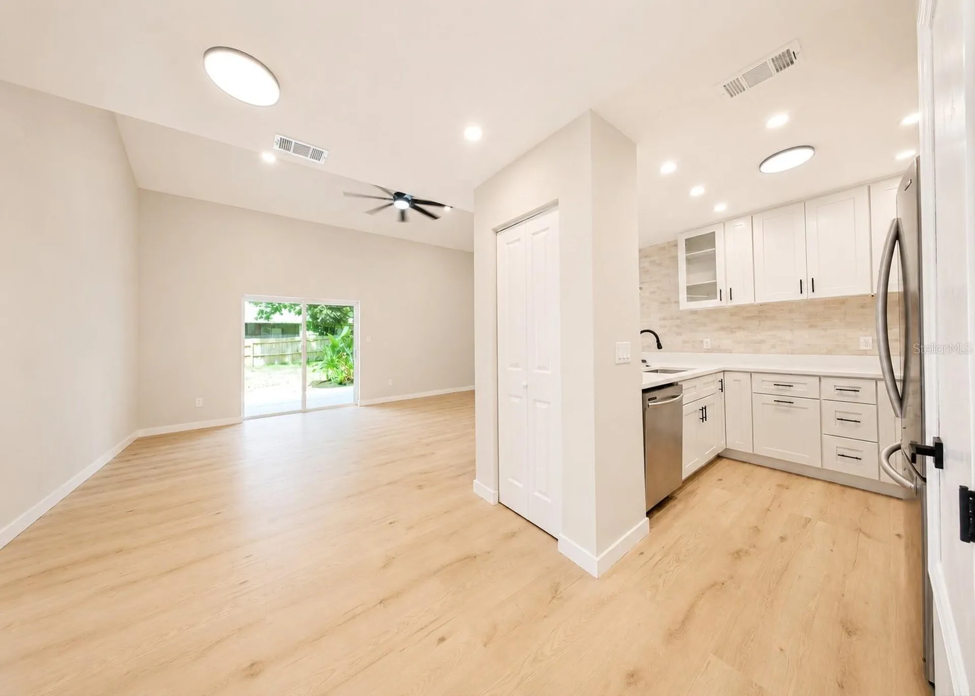 1141 Woodman Way Orlando FL 32818