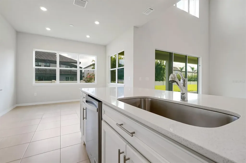 8399 Park Cliff Way Orlando FL 32836