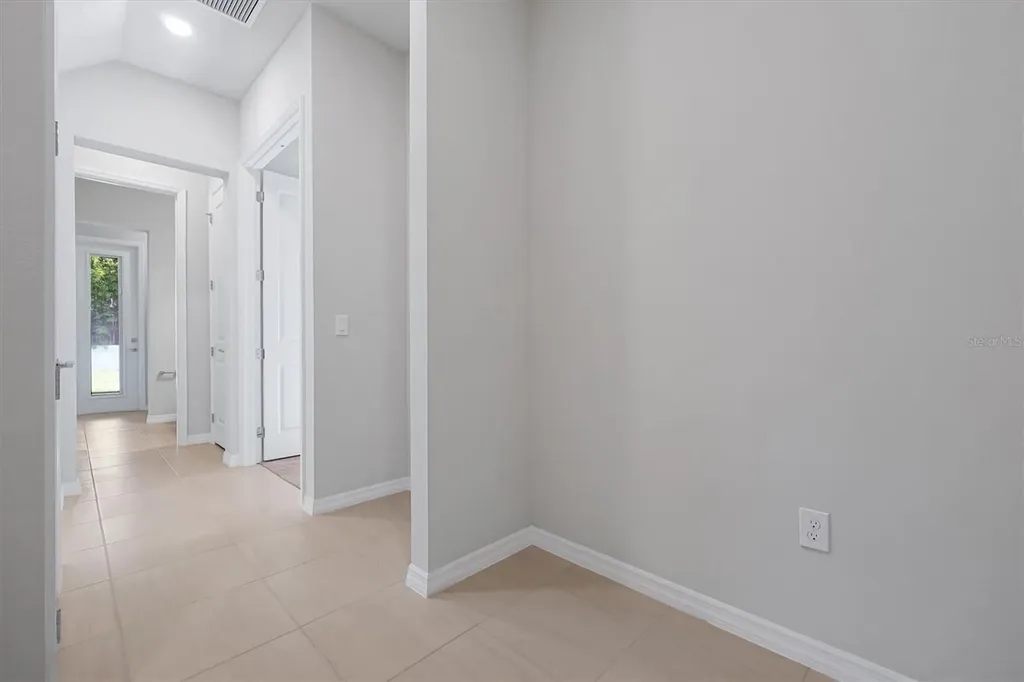 8399 Park Cliff Way Orlando FL 32836