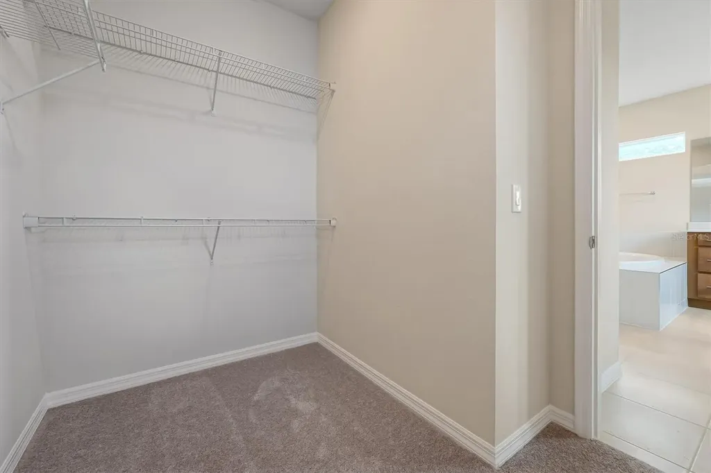 8399 Park Cliff Way Orlando FL 32836