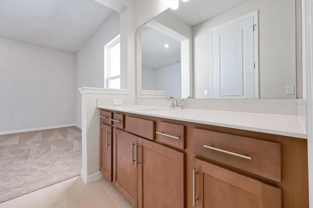 8399 Park Cliff Way Orlando FL 32836