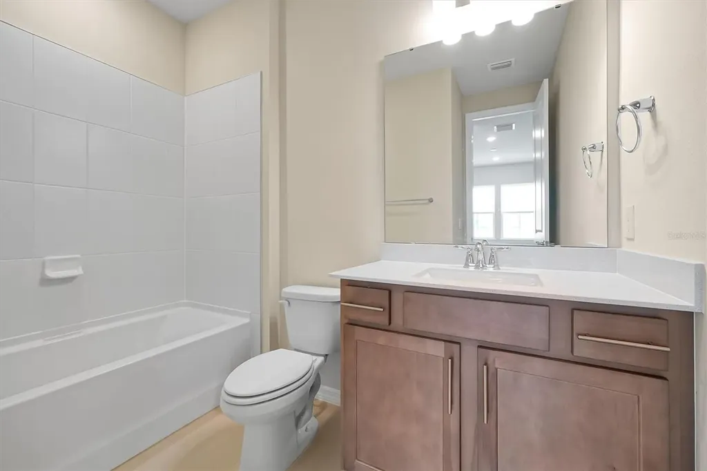 8399 Park Cliff Way Orlando FL 32836