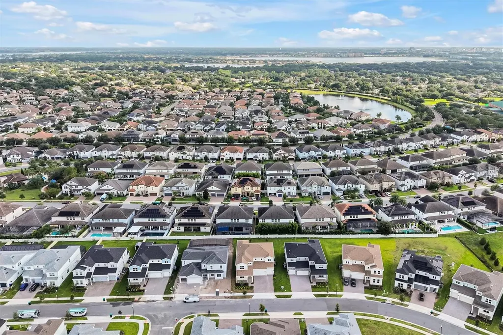 8399 Park Cliff Way Orlando FL 32836