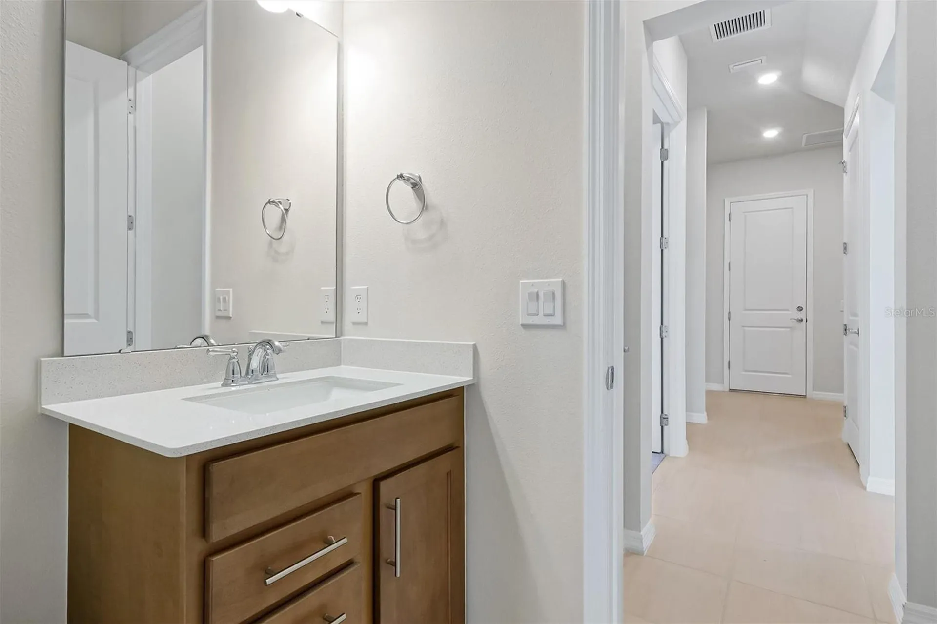 8399 Park Cliff Way Orlando FL 32836