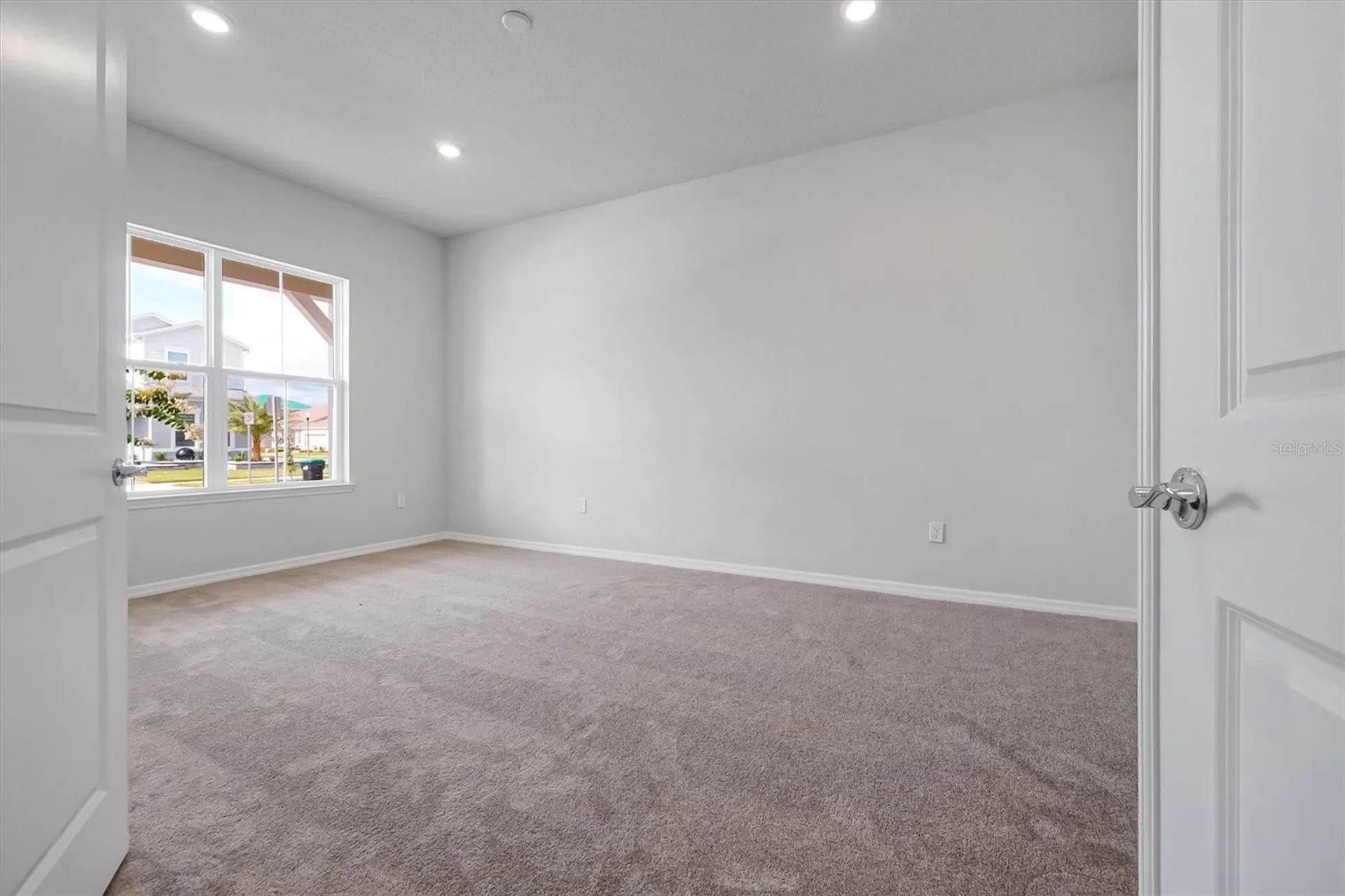 8399 Park Cliff Way Orlando FL 32836