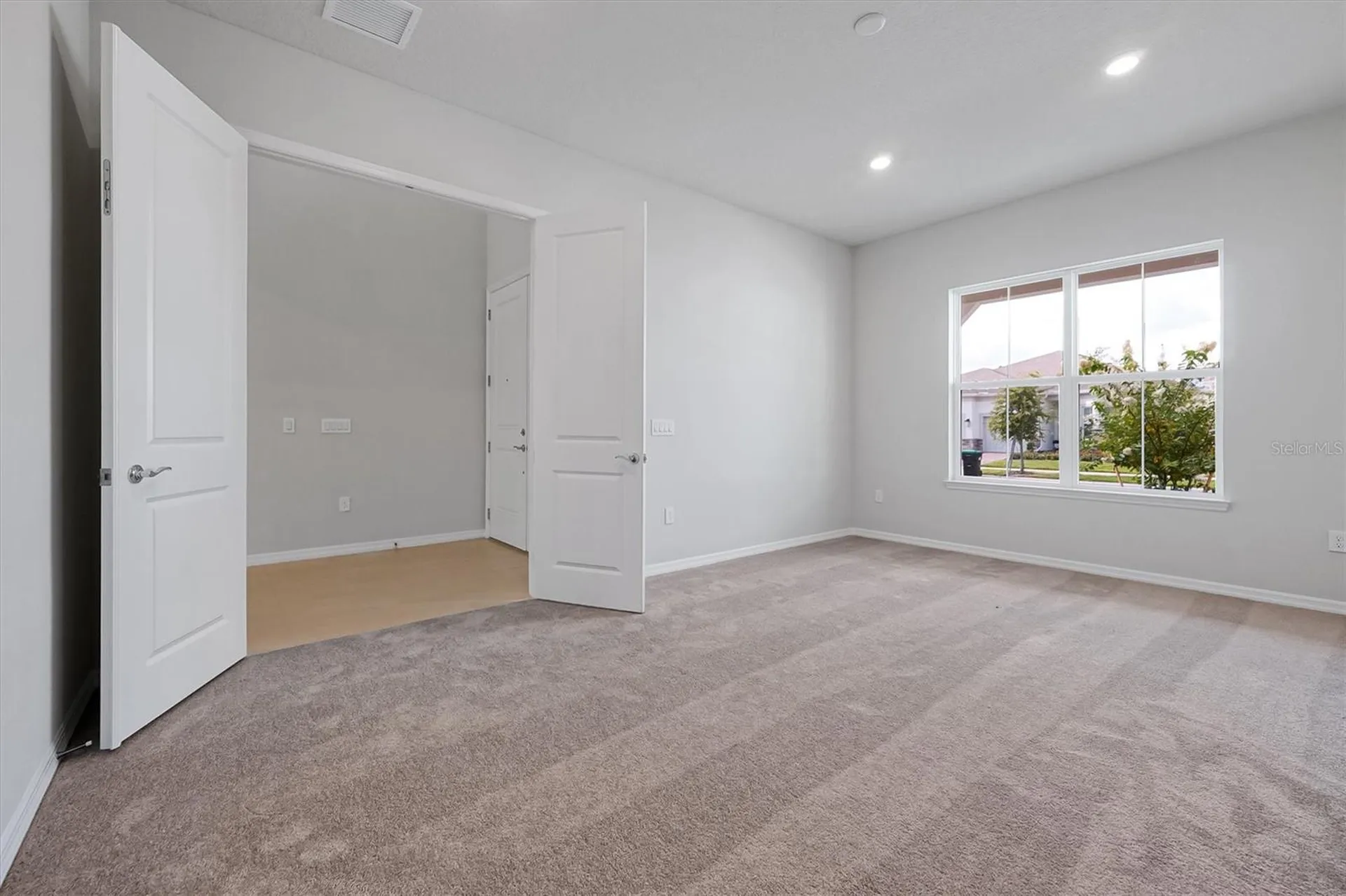 8399 Park Cliff Way Orlando FL 32836