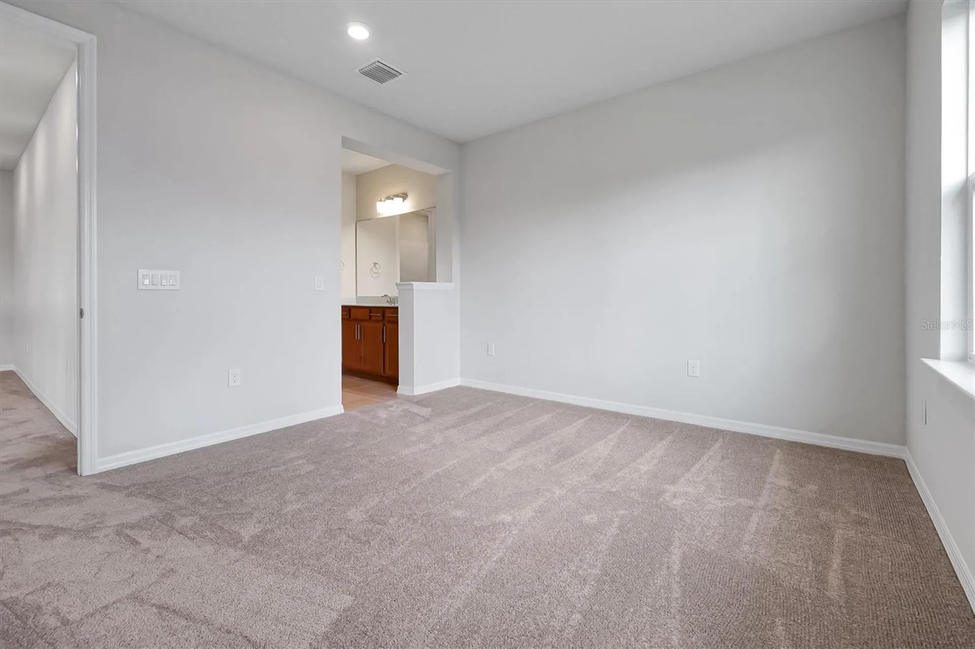 8399 Park Cliff Way Orlando FL 32836