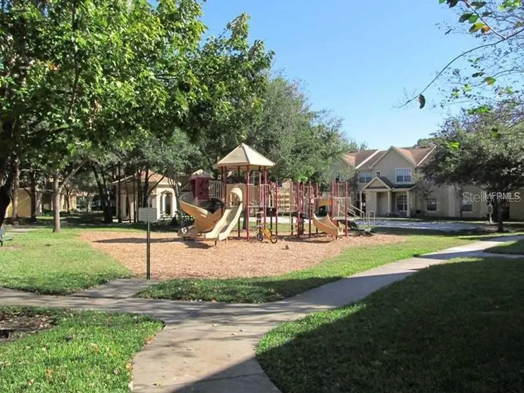 821 Grand Regency Pointe Altamonte Springs FL 32714