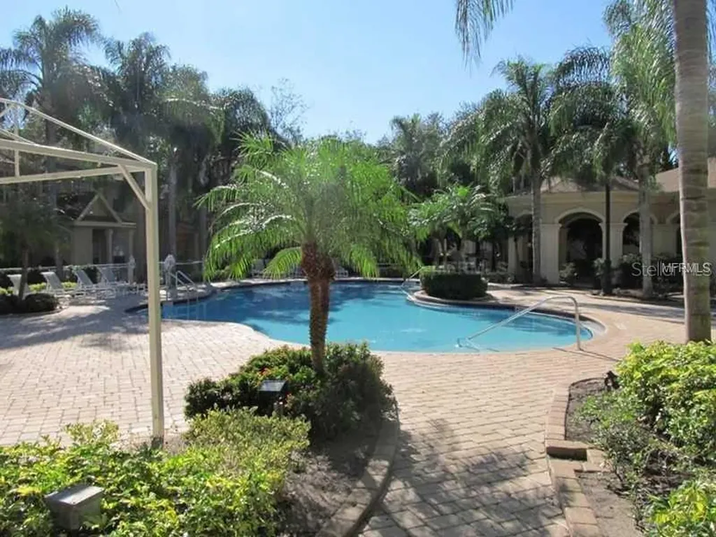 821 Grand Regency Pointe Altamonte Springs FL 32714