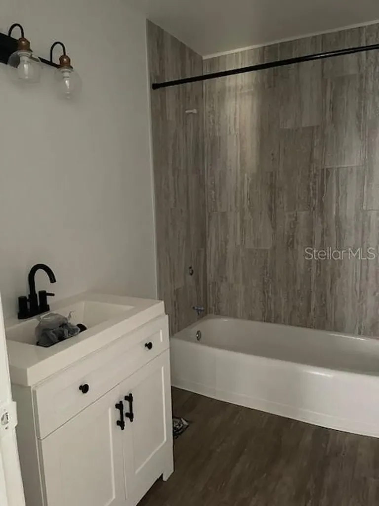 4318 Berkley Drive Tampa FL 33610
