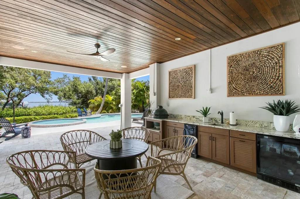 220 N Harbor Drive Bradenton Beach FL 34217