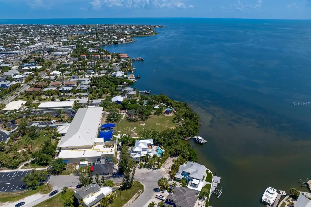 220 N Harbor Drive Bradenton Beach FL 34217