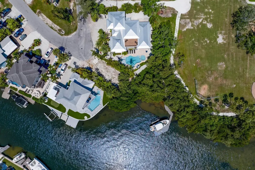 220 N Harbor Drive Bradenton Beach FL 34217