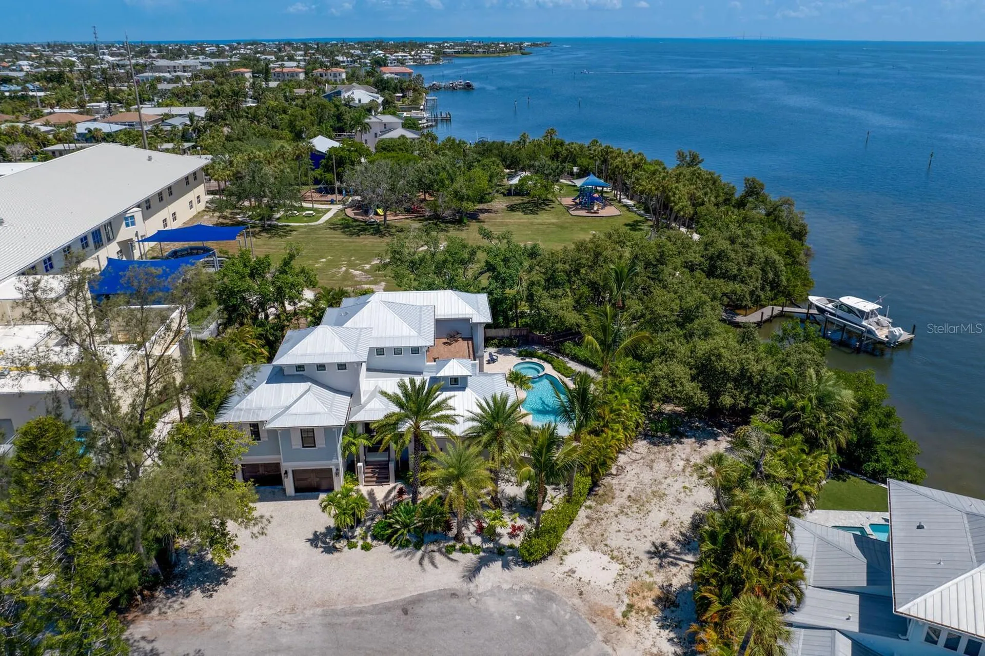 220 N Harbor Drive Bradenton Beach FL 34217