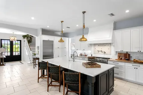 220 N Harbor Drive Bradenton Beach FL 34217