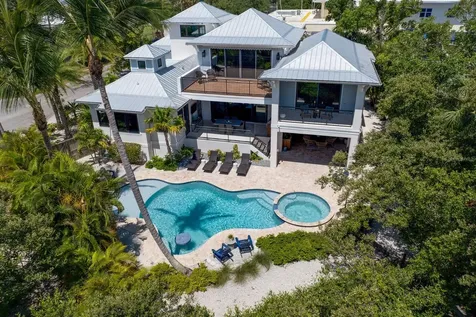 220 N Harbor Drive Bradenton Beach FL 34217