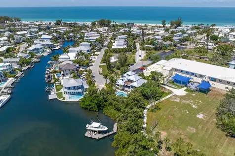 220 N Harbor Drive Bradenton Beach FL 34217