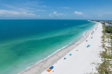 220 N Harbor Drive Bradenton Beach FL 34217