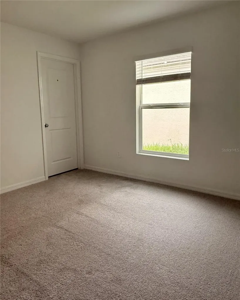 869 Hour Glass Road Lakeland FL 33801