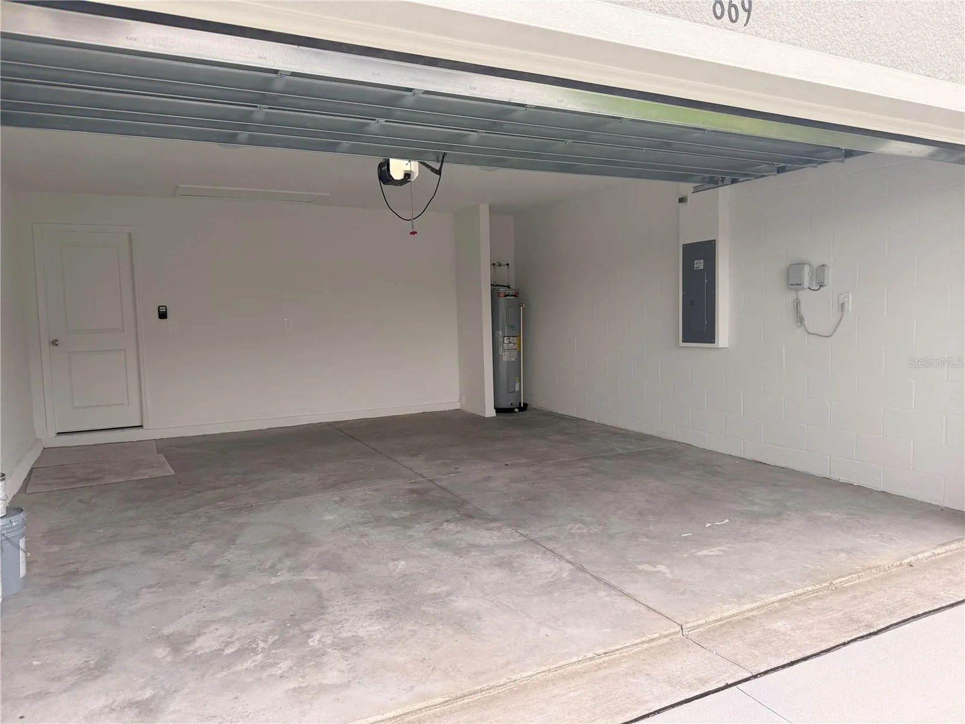 869 Hour Glass Road Lakeland FL 33801