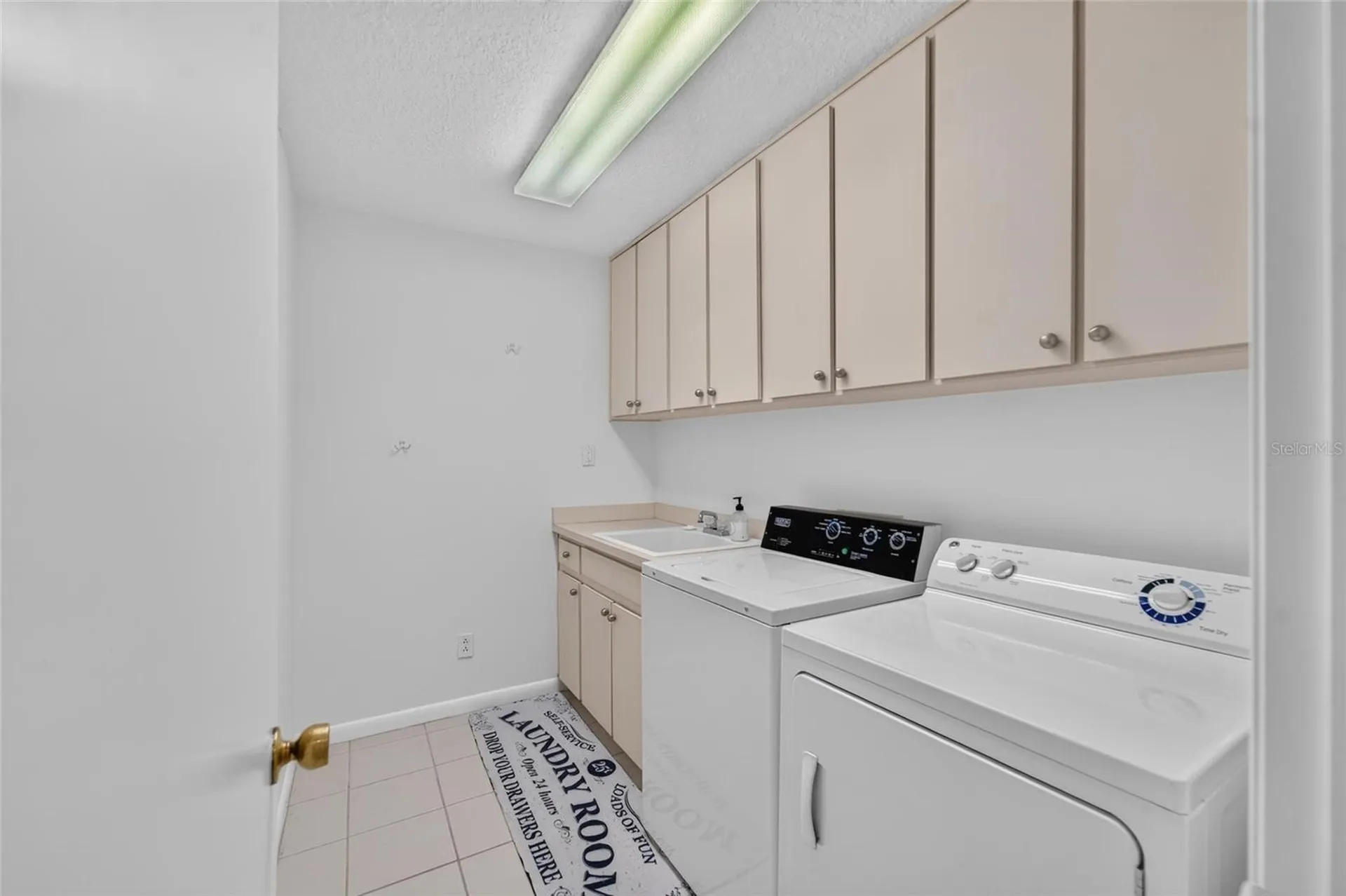 14015 Shady Shores Drive Tampa FL 33613