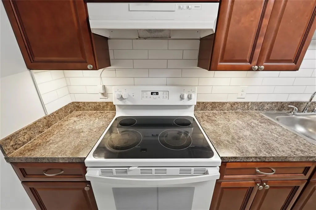 5929 NW 23 Terrace Gainesville FL 32606