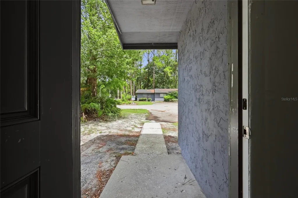 5929 NW 23 Terrace Gainesville FL 32606