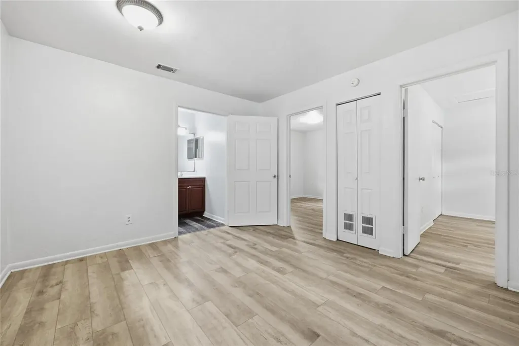 5929 NW 23 Terrace Gainesville FL 32606