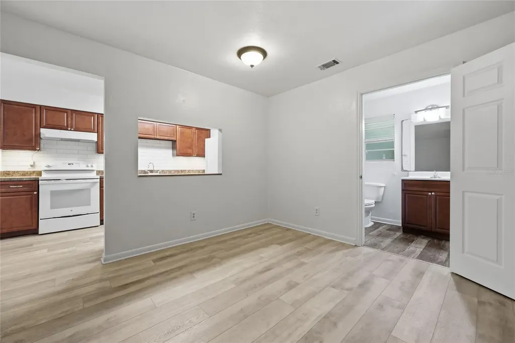 5929 NW 23 Terrace Gainesville FL 32606
