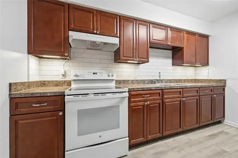 5929 NW 23 Terrace Gainesville FL 32606