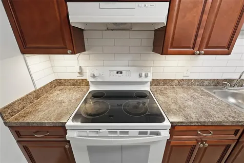 5929 NW 23 Terrace Gainesville FL 32606