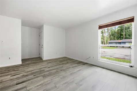 5929 NW 23 Terrace Gainesville FL 32606