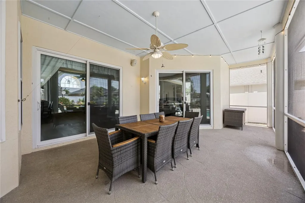 524 Lakehaven Circle Orlando FL 32828