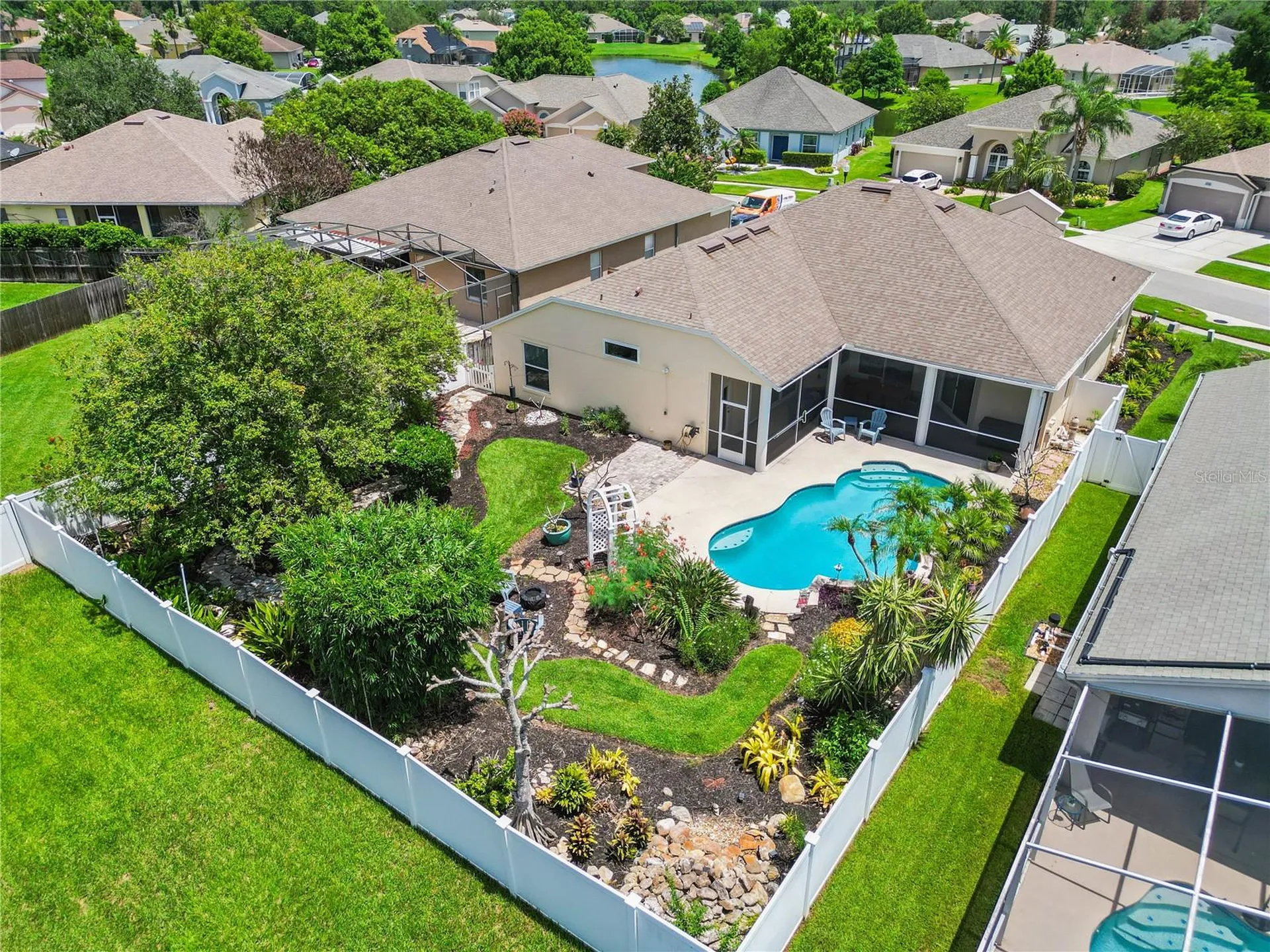 524 Lakehaven Circle Orlando FL 32828