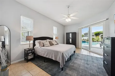 524 Lakehaven Circle Orlando FL 32828