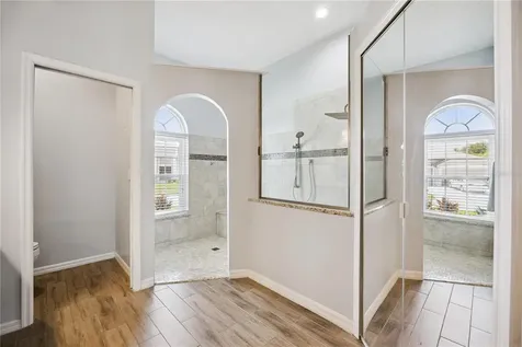 524 Lakehaven Circle Orlando FL 32828