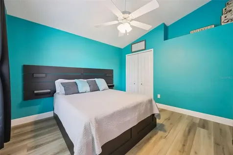 524 Lakehaven Circle Orlando FL 32828