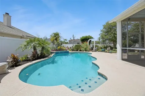 524 Lakehaven Circle Orlando FL 32828