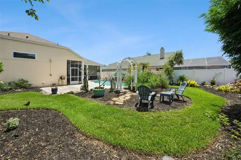 524 Lakehaven Circle Orlando FL 32828